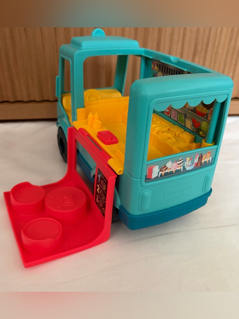 Fisher-Price Little People Serve it Up Food Taco Truck toddler toy playset - Picture 5 of 13